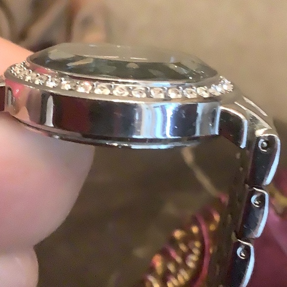 Kenneth Cole Watch - Picture 12 of 12